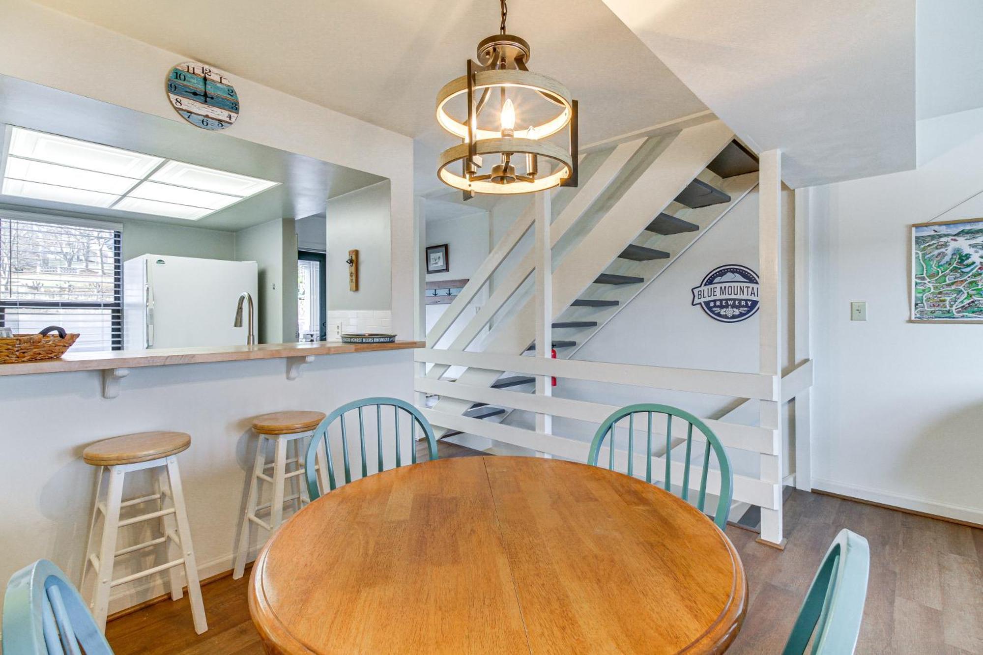Lakefront Moneta Home With Community Boat Dock! Екстер'єр фото